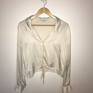 Wilfred/Aritzia Tie-Front Satin Shirt